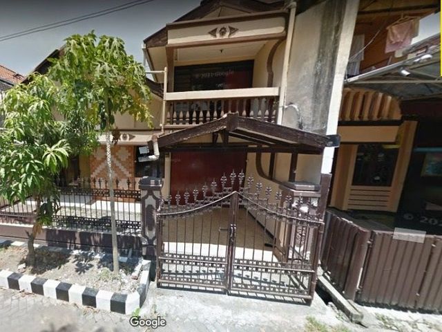 Disewakan Rumah 2 lantai di Menanggal Indah Surabaya