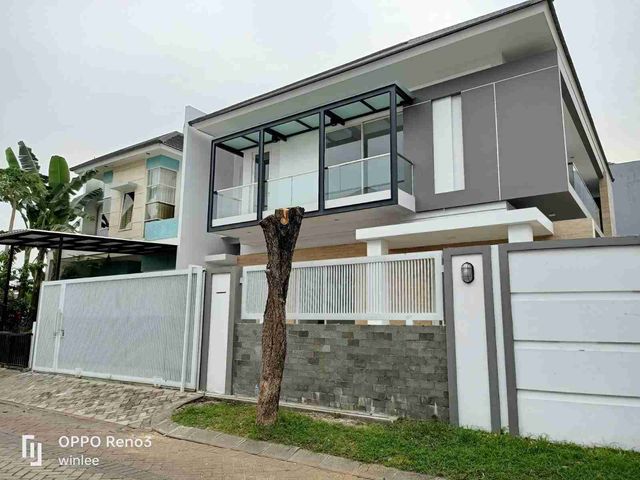 DiJual Rumah (Hook) 2 lantai Siap Huni d Kertajaya indah Regency Sby