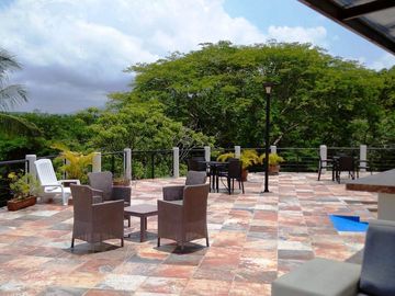 place photo 18