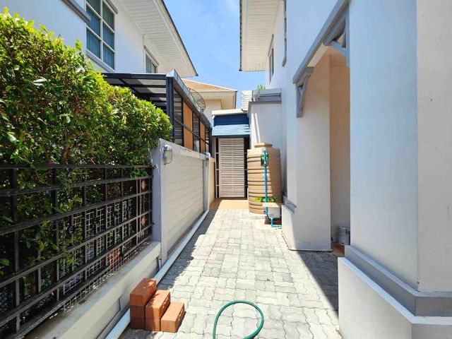 place photo 52