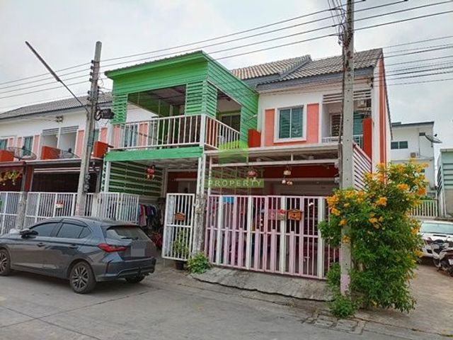 หมู่บ้านกิตตินคร ทาวน์กรีน ลาดหวาย ขายด่วน ทาวน์เฮ้าส์ 2 ชั้น เนื้อที่ 17.20 ตร.ว ทำเลดี แปลงริม พร้อมอยู่