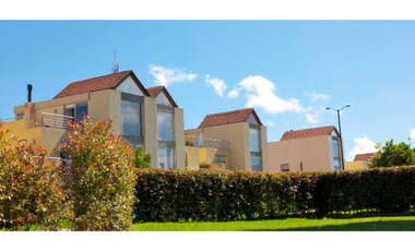 CASAS - VIVENZA CLUB RESIDENCIAL 