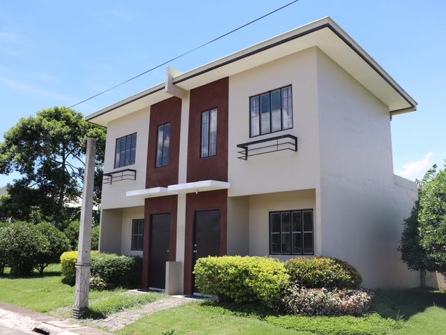 Lumina Tarlac