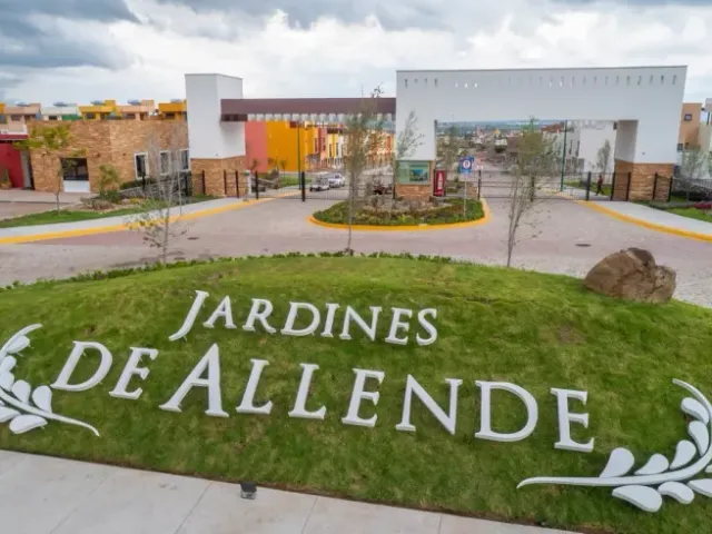 Jardines De Allende