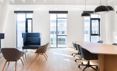 Regus Sewa Kantor & Virtual Office Indonesia